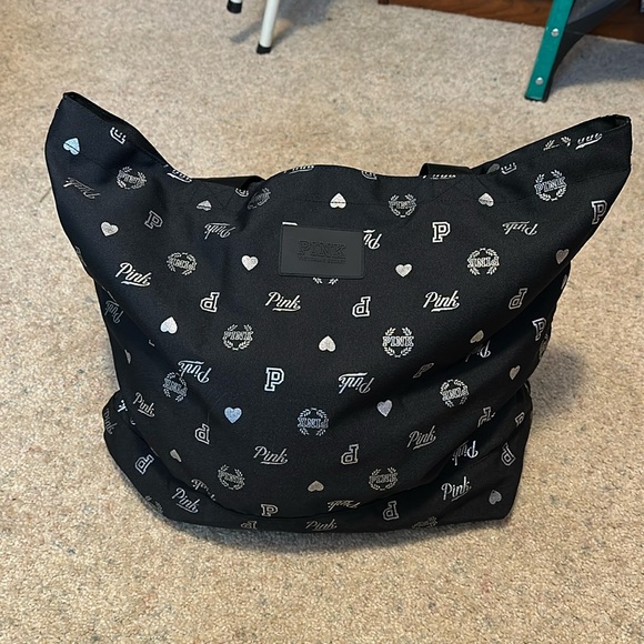 PINK Victoria's Secret Handbags - PINK shoulder bag